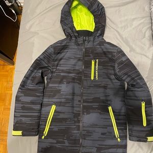Boys under armour jacket size medium